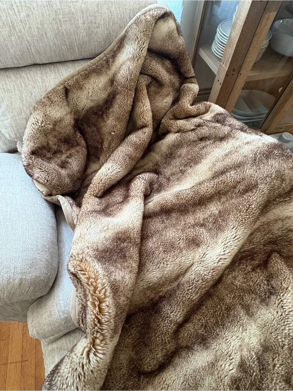 Pottery Barn Plush Faux Fur Throw in Warm Brown